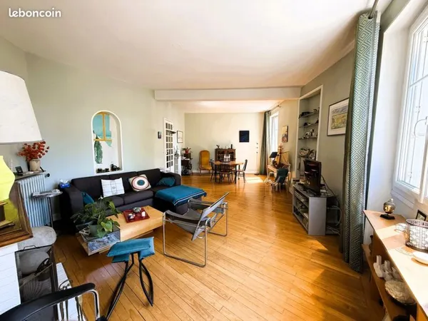 Appartement 5 pièces 104 m²