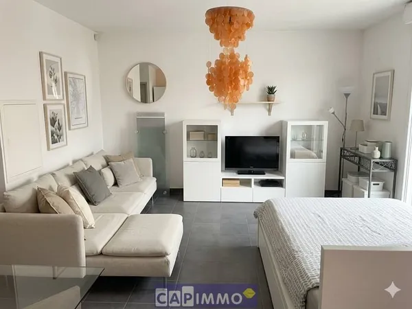 T1 TOULON STE ANNE BEL APPARTEMENT DANS RESIDENCE RECHERCHEE