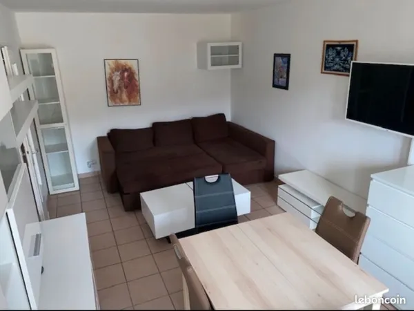 Gex T2 Meublé équipé Balcon 5 étage