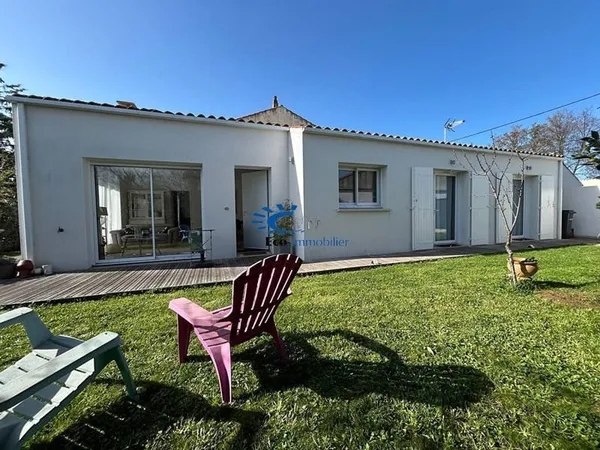 Maison de plain-pied 5 pièces 109 m²