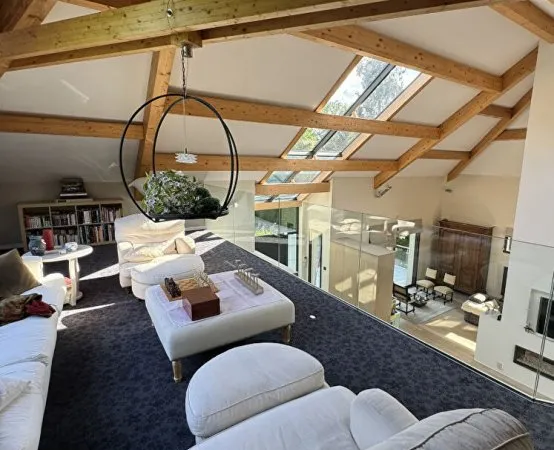 Maison 6 pièces 500 m²