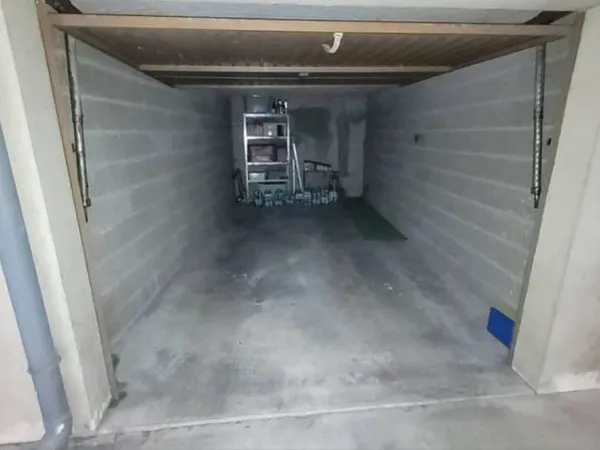 Parking 15 m²