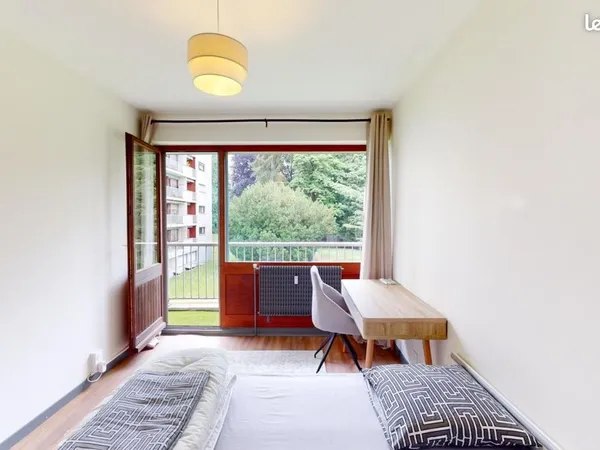Chambre 5 pièces 88 m²
