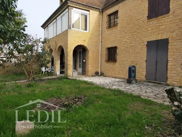 Bien d'exception - Appartement / Maison en rez-de-jardin - 113 m² - Bon-Encontre