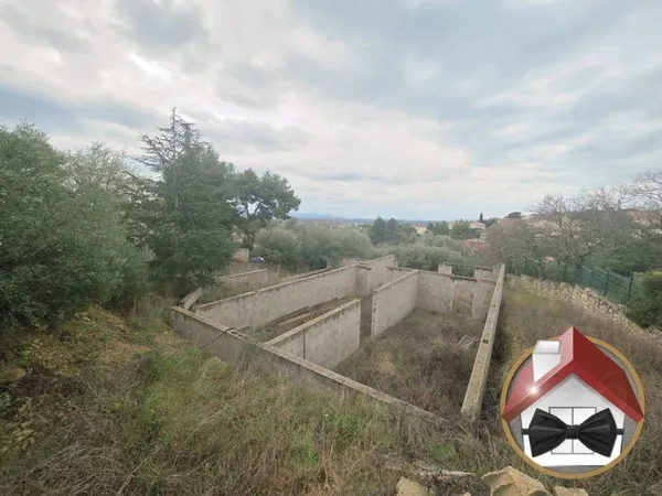 Terrain 1352 m²