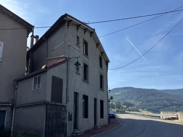 Maison 13 pièces 180 m²