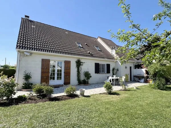 LOUVRES - Pavillon familial 6 pièces avec jardin