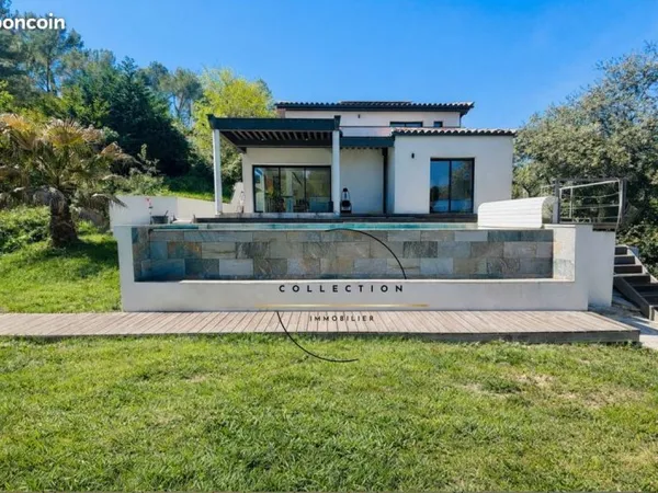 Villa 5 pièces 145 m²