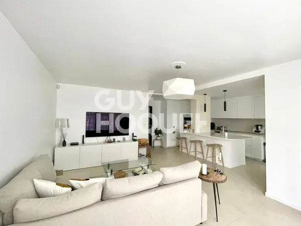 Appartement Courbevoie 3 pièces 72.21 m2