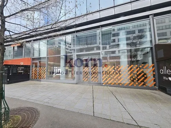 Local 255 m²
