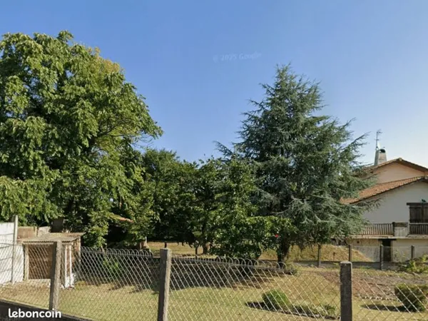 Terrain 230 m² Merignac