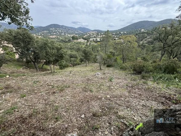 Terrain à bâtir - La Londe-Les-Maures - Domaine de Valcros