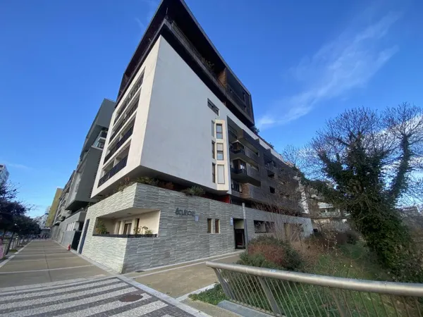 MONTPELLIER // PORT MARIANNE // T4 DE 77,24m2 ENVIRON + TERR