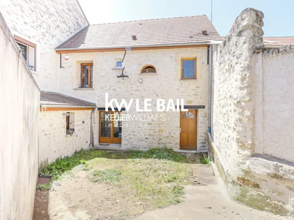Charmante maison en pierre avec un Hangar à Seraincourt