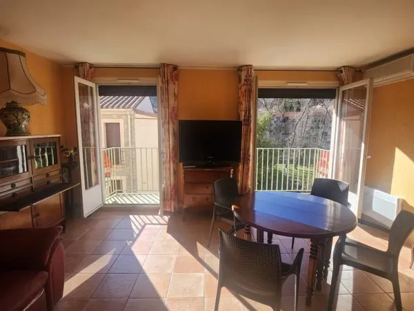 Appartement T3 de 74.70m2 avec cave et garage de 39.9m2 - AMELIE LES BAINS