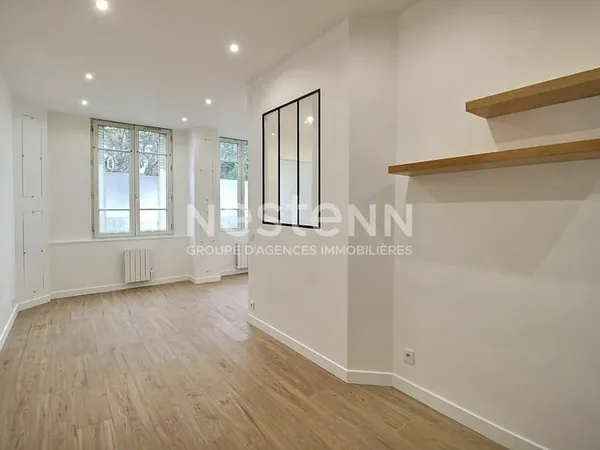 Appartement Romainville 1 studio 33.21 m2 avec cave PLACE CARNOT