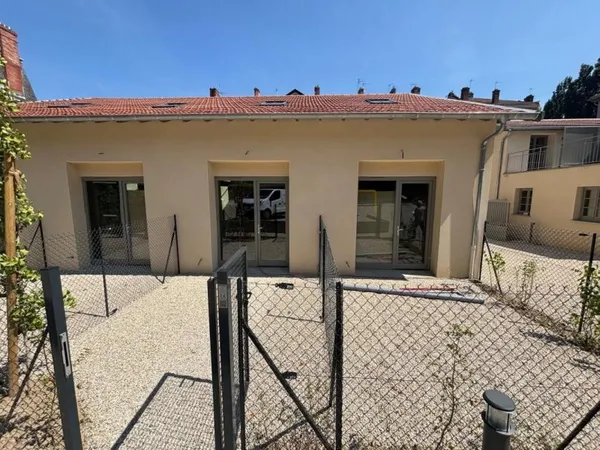 Vends duplex/triplex - 57.7m² - 3 pièces, 2 chambres - Tassin-la-Demi-Lune 69160
