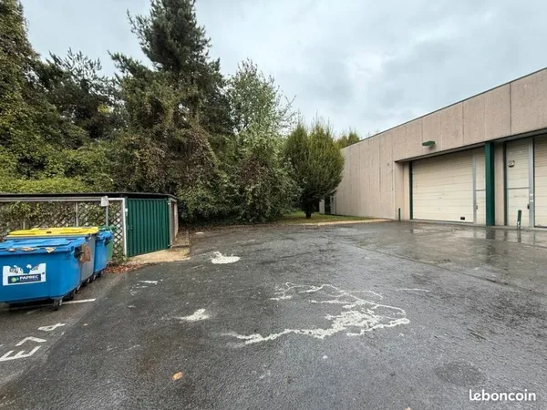 LOCAL D'ACTIVITE 734 m² VILLEPINTE