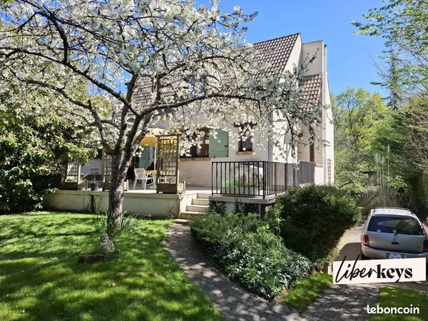 Maison 6 pièces 136 m²