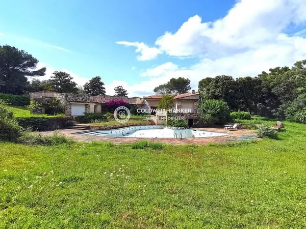 Secteur Parc De Mougins - Propriété à rénover