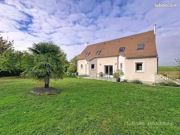 Maison 5 pièces 205 m²