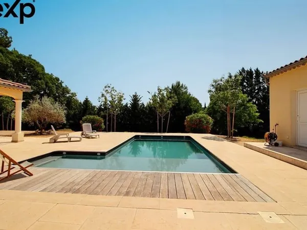 Maison 7 pièces 198 m²