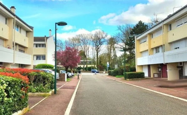 Maison T5 91m² à vendre à Louvres