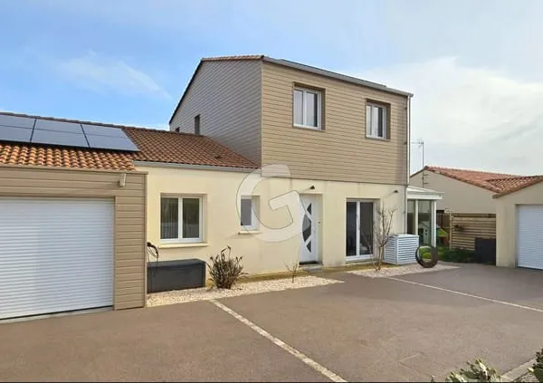 MAISON 7 PIECES- 152M²- À VENDRE À JARD SUR MER
