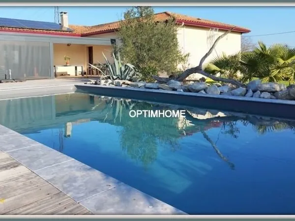Elegante maison contemporaine + piscine proche de la ROCHE CHALAIS (24)