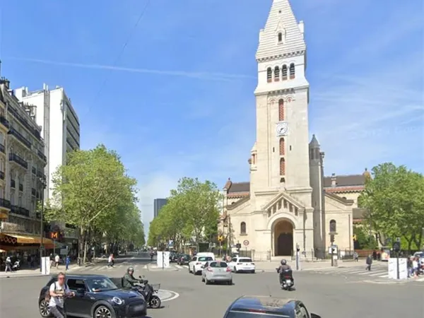 Commerce Vente Paris  150m² 70000€