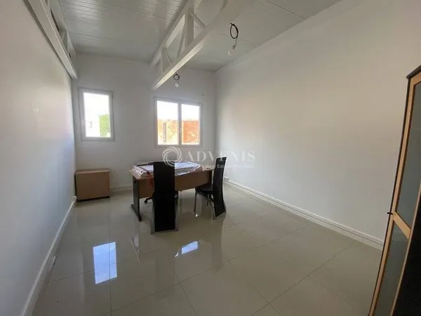 Bureau 20 m²