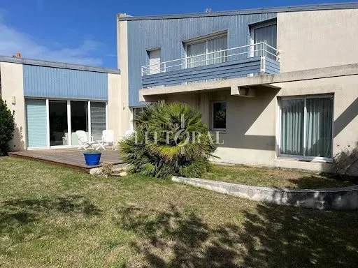 Maison 7 pièces 177 m²