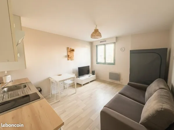 Studio 1 pièce 18 m²