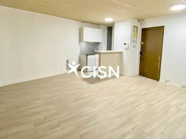 Studio 1 pièce 31 m²