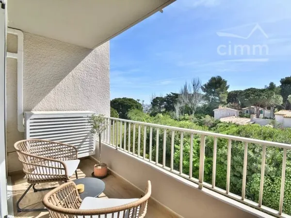 VENTE - ST CYPRIEN PLAGE - APPARTEMENT 2 PIECES AU 2EME ETAGE - PLACE DE PARKING SECURISE - 66750 PY