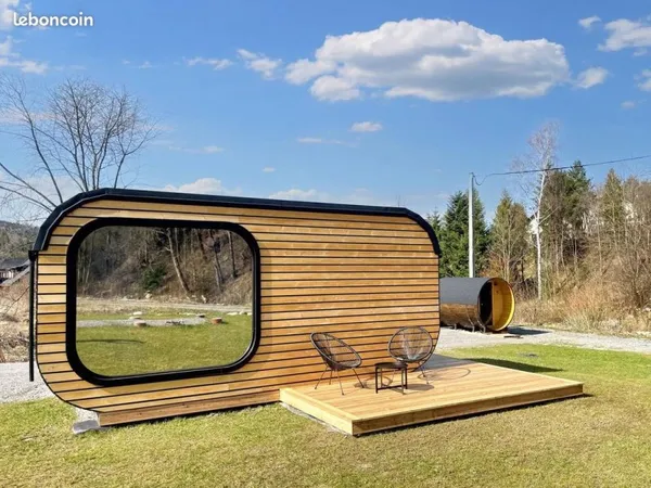 Tiny house