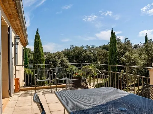 Maison 8 pièces 191 m²
