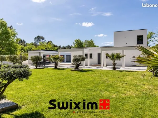 Propriété 10 pièces 340 m²