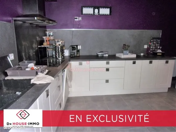 Maison 6 pièces 243 m²