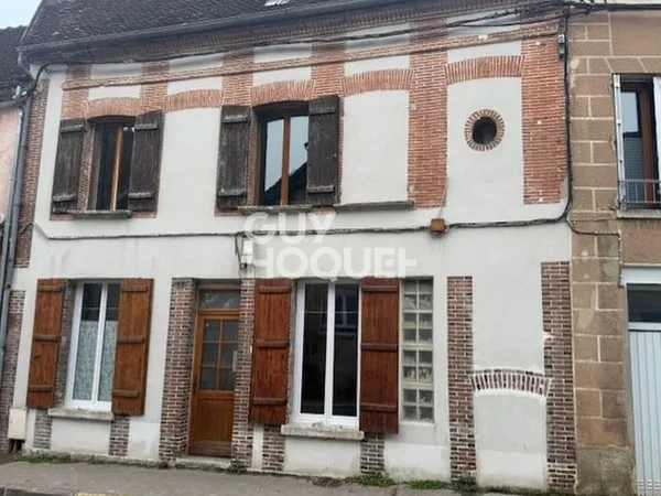 Maison de Ville au coeur de Sézanne - Exclusivité Guy Hoquet