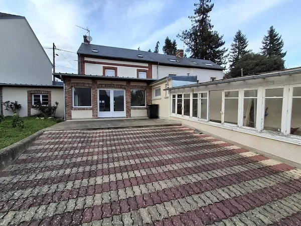 Maison Bernay 4 pièce(s) 137.89 m2