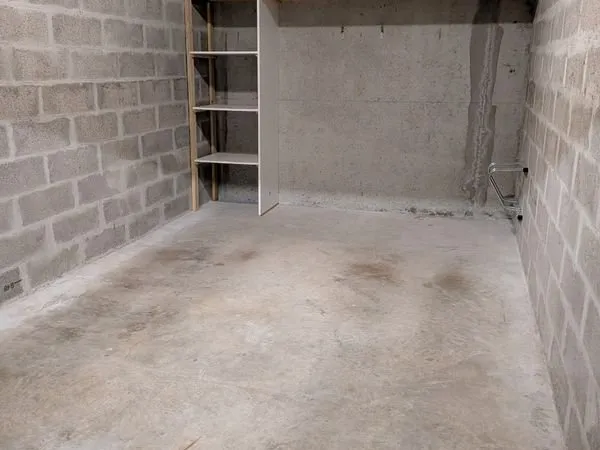 Box de garage sécurisé & aménagé (Stockage/Véhicule) de 15m² - Secteur Mémorial