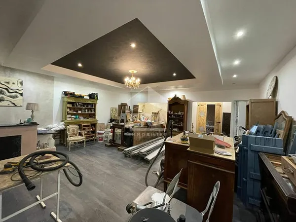Local commercial Nousty / Soumoulou avec terrain de plus de 795m²