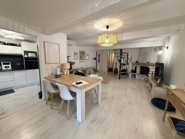 Duplex 2 pièces 63 m²