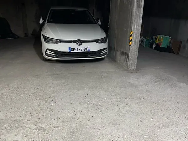 Parking Église Bougival 78380