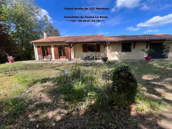Sur 3.5 Hectares de terrain, maison plain-pied T4 de 88 M2