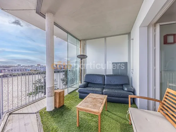 SOUS PROMESSE DE VENTE : NANTES - FACE LOIRE - APPARTEMENT T2 - 50M2 HABITABLES - TERRASSE 13M2 - ST