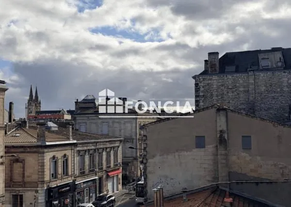 Bordeaux Chartrons - Immeuble en pierre - Vue dégagée