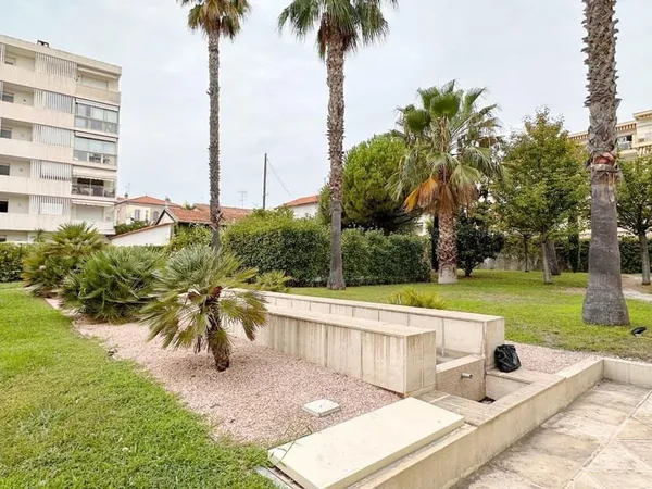 ✨ Appartement 2P, 36 m2 avec terrasse - Cannes, Palm Beach, à 100 m de la plage ✨