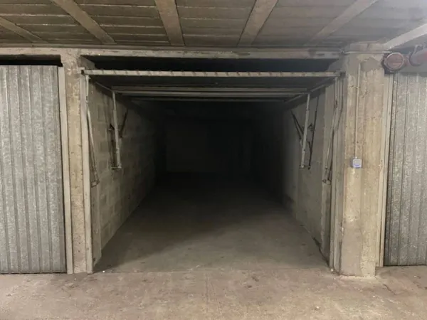 Box de stockage 15 m²